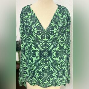 LOFT Green Paisley V-Neck Boho 3/4 Sleeve Chic Soft Flowy Everyday Blouse NWT L